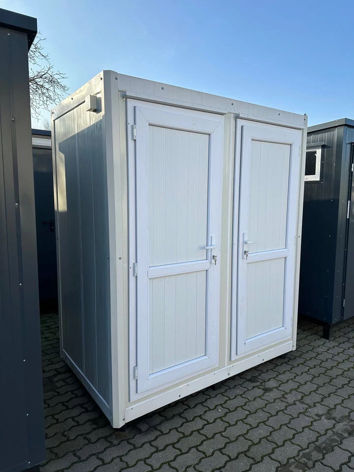 Contentor Sanitário Balneário 1,30 × 2,05 m com Cabina de Duche Dupla